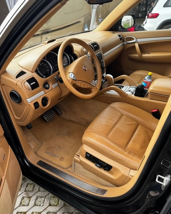 Porsche Cayenne cena 57999 przebieg: 176000, rok produkcji 2007 z Siechnice małe 172